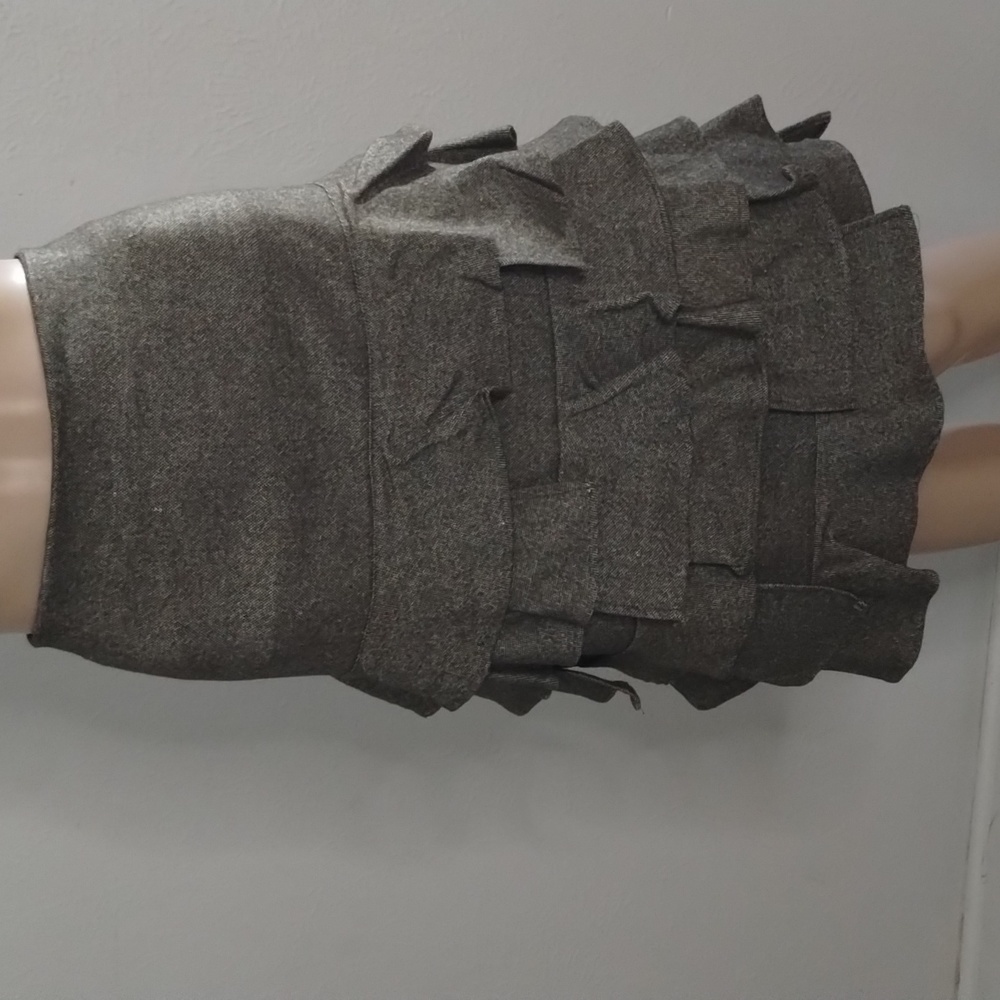 Skirt - Picture 2 of 4